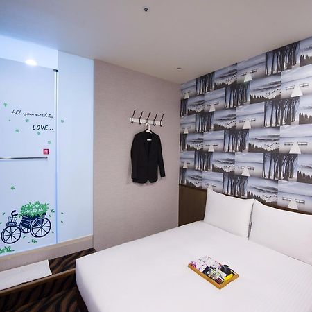 Starry Night Hotel Тайпей Екстериор снимка