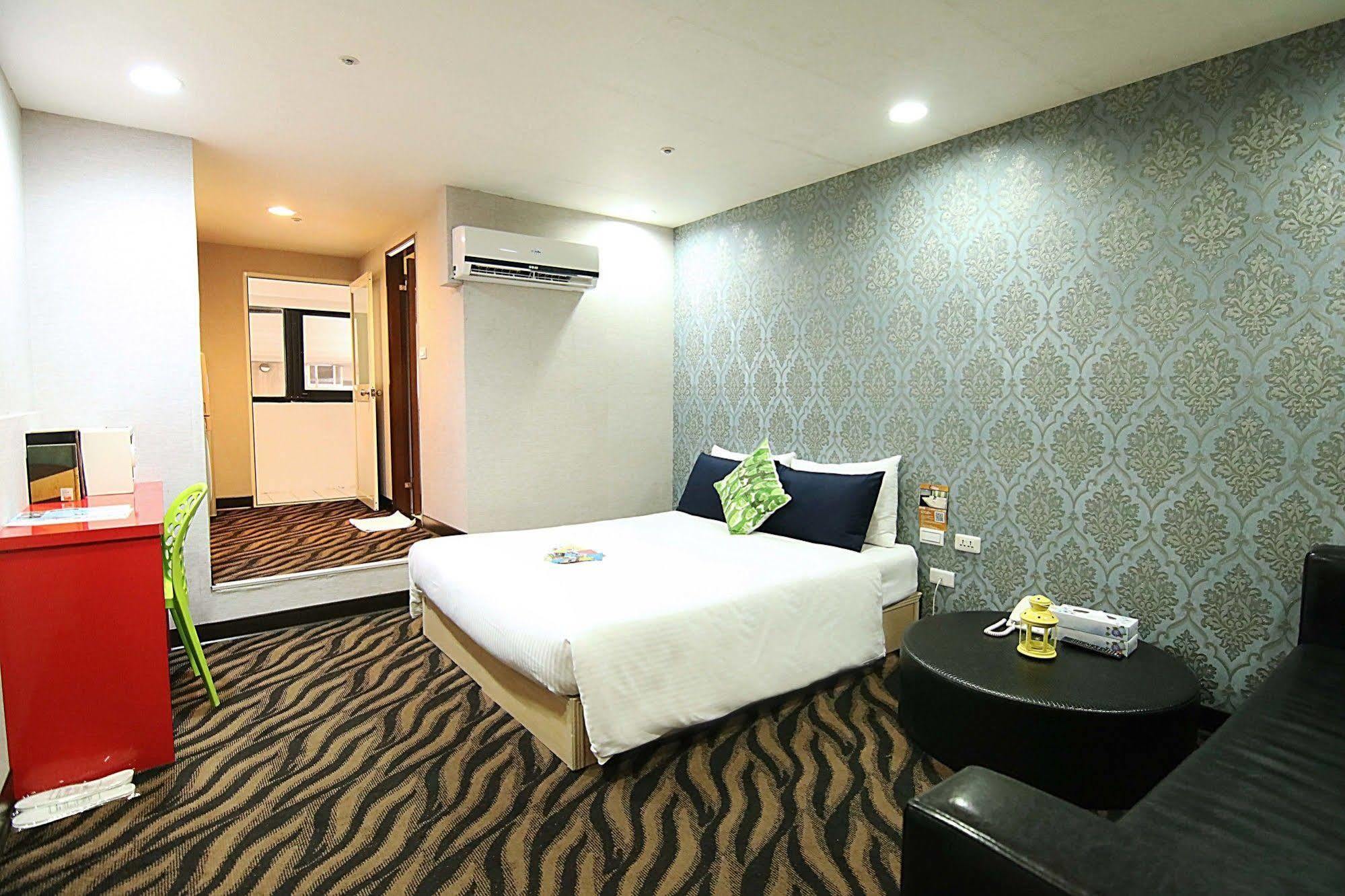 Starry Night Hotel Тайпей Екстериор снимка