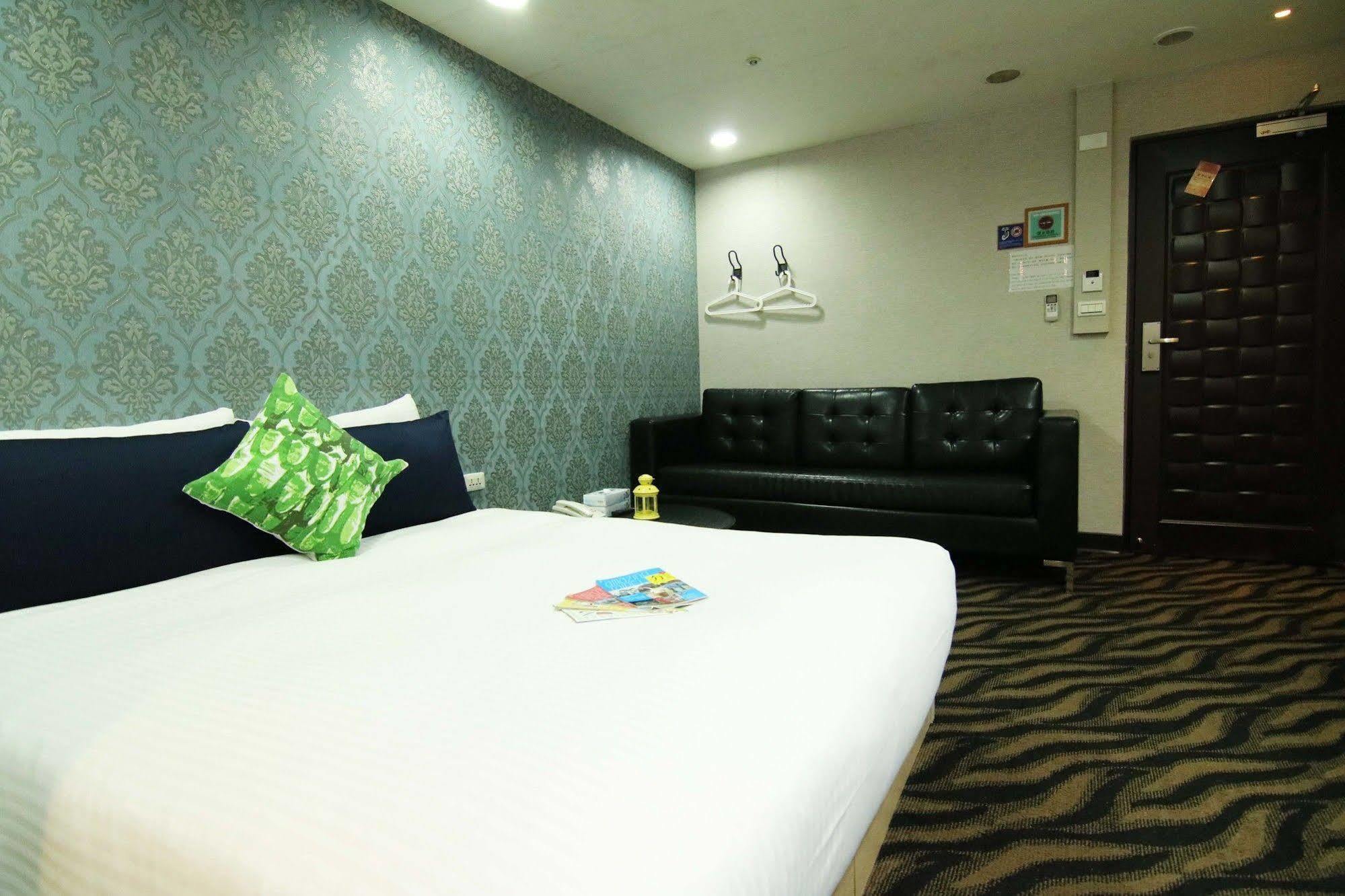 Starry Night Hotel Тайпей Екстериор снимка