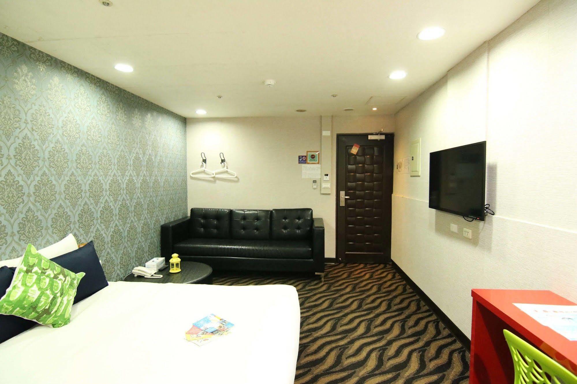 Starry Night Hotel Тайпей Екстериор снимка